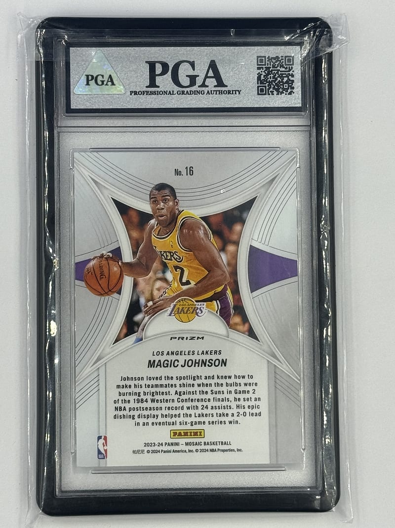 Tarjeta Coleccionable 'Epic Performers Mosaic' de Magic Johnson 2023 (reverso)